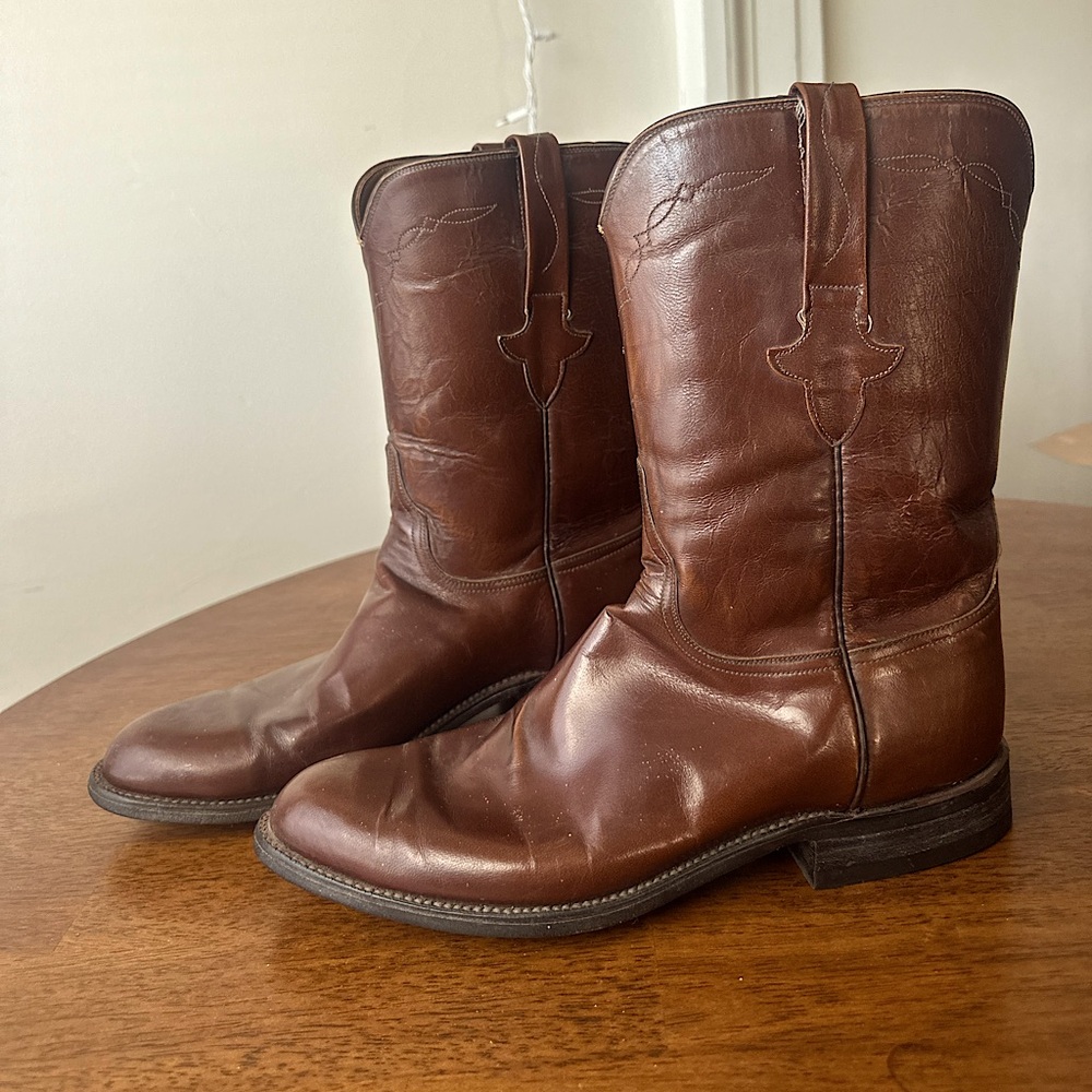 Men’s size 10 Brown Tanner Lucchese Cowboy boots